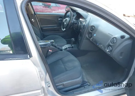 2004 Pontiac Grand Prix Gt1 z USA, uszkodzony, nr VIN 2G2WP522541349042